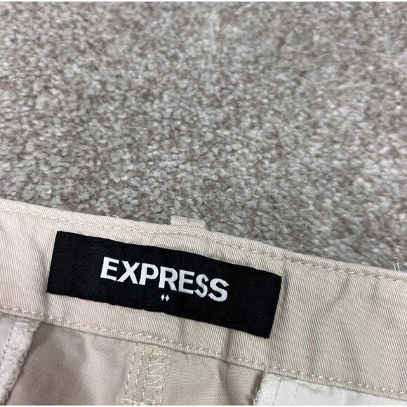 Express Shorts Classic At The Knee Men’s Beige Pockets Size 34 - Picture 12 of 12